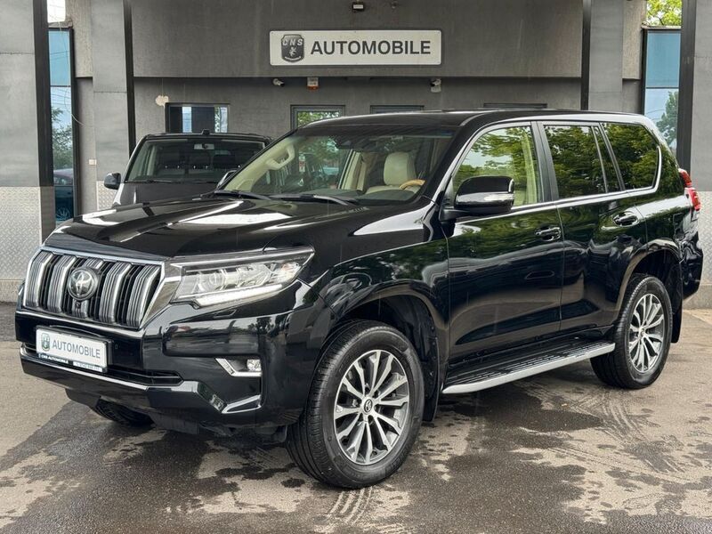 Schwarz Gebraucht 2019 Toyota Land Cruiser TEC-Edition SUV | 41.950 € (Fairer Preis) - Bild 1/4