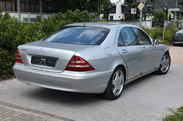 Gebraucht Mercedes S500 306 PS (225 kW) 1998 Silber Limousine