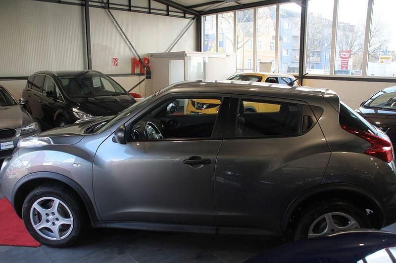 Gebraucht Nissan Juke Visia 117 PS (86 kW) 2012 Grau SUV