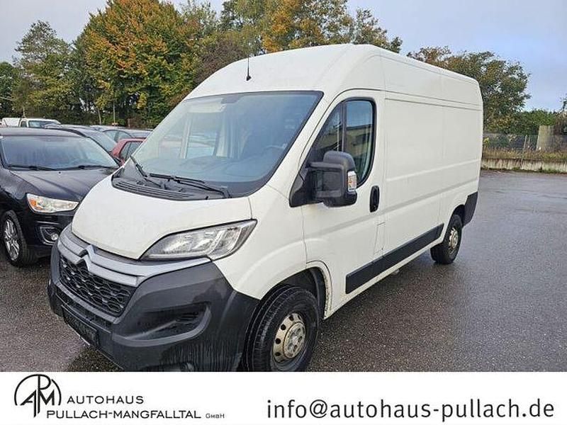 Weiss Gebraucht 2019 Citroën Jumper Van / Kleinbus | 14.980 € (Fairer Preis) - Bild 1/4
