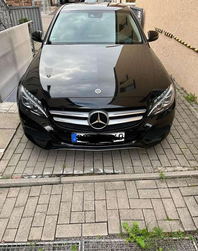 Gebraucht Mercedes C250 Avantgarde 211 PS (155 kW) 2017 Schwarz Limousine