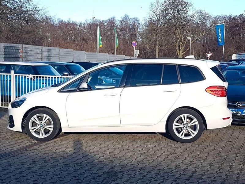 Gebraucht BMW 218 Advantage 140 PS (102 kW) 2019 Alpinweiss iii Van / Kleinbus