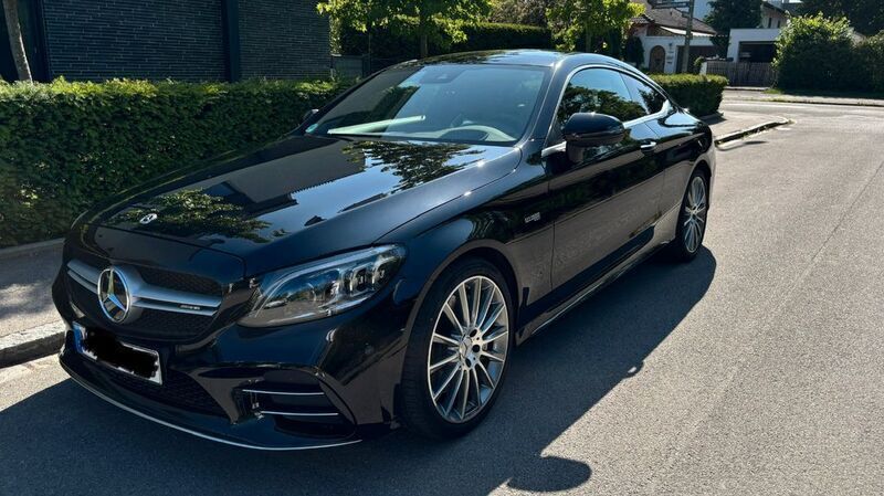 Schwarz Gebraucht 2024 Mercedes C43 AMG AMG Coupé | 72.600 € - Bild 1/4