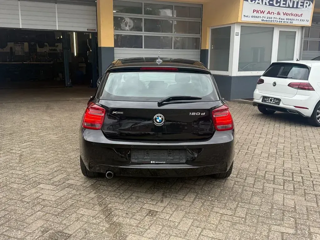 Gebraucht BMW 120 184 PS (135 kW) 2014 Schwarz Kleinwagen