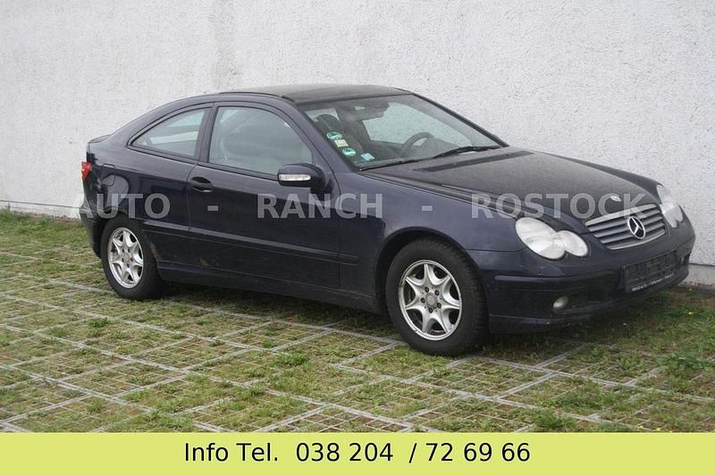 Blau Gebraucht 2001 Mercedes C200 Coupé | 950 € (Superpreis) - Bild 1/4