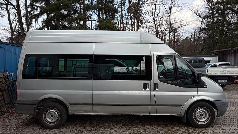 Gebraucht Ford Transit Trend 125 PS (91 kW) 2012 Silber Kombi