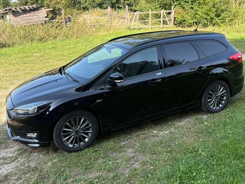 Gebraucht Ford Focus ST-Line 140 PS (102 kW) 2018 Schwarz Kombi