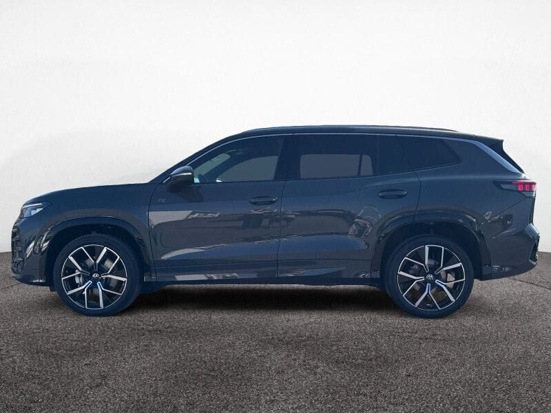 Grau Gebraucht 2025 VW Tayron R-line SUV | 59.980 € (Fairer Preis) - Bild 1/4