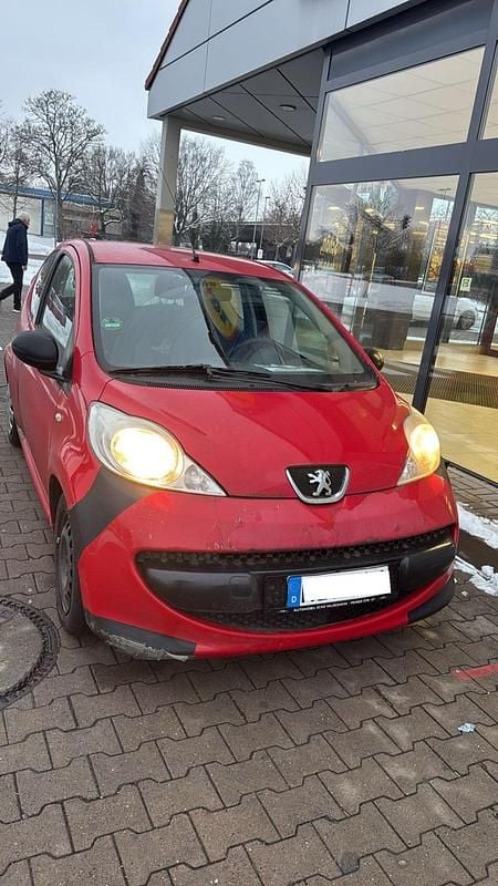 Gebraucht Peugeot 107 68 PS (50 kW) 2008 Rot Kleinwagen