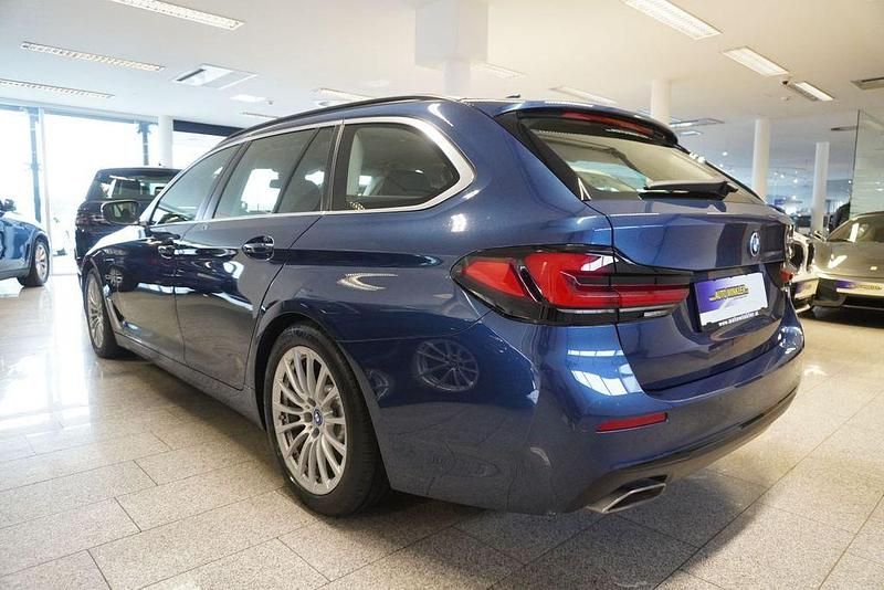 Gebraucht BMW 530e 292 PS (214 kW) 2021 Blau Kombi