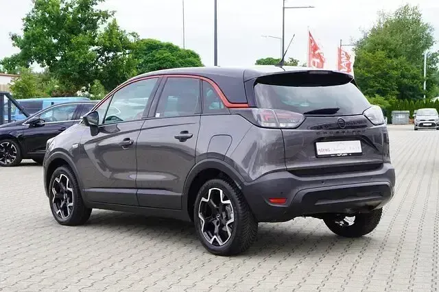 Gebraucht Opel Crossland 131 PS (96 kW) 2023 Grau SUV