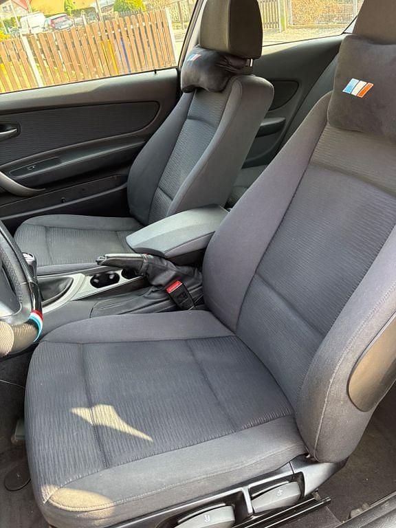 Gebraucht BMW 116 122 PS (89 kW) 2012 Weiß Kleinwagen