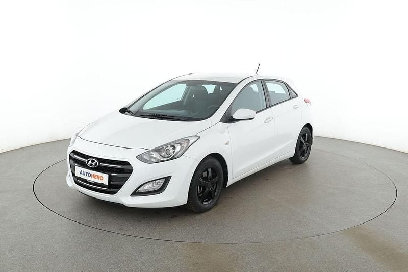 Gebraucht Hyundai i30 Classic 101 PS (74 kW) 2015 Limousine
