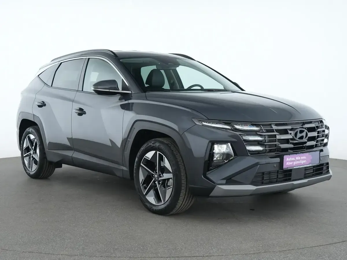 Gebraucht Hyundai Tucson 160 PS (117 kW) 2025 Ecotronic grey SUV