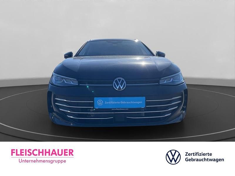 Gebraucht VW Passat Pro 204 PS (150 kW) 2025 Schwarz Kombi