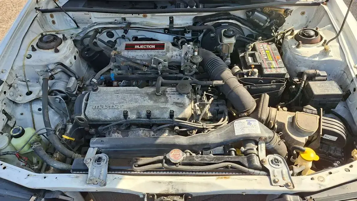 Gebraucht Mazda 323 84 PS (61 kW) 1990 Weiß Limousine