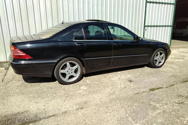 Schwarz Gebraucht 2005 Mercedes S500 Limousine | 6.399 € (Superpreis) - Bild 1/4