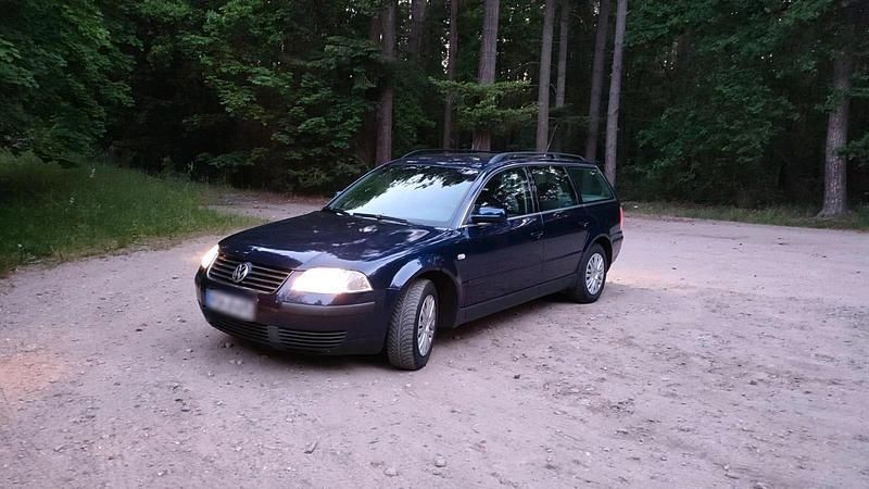 Gebraucht VW Passat 150 PS (110 kW) 2000 Grün Kombi