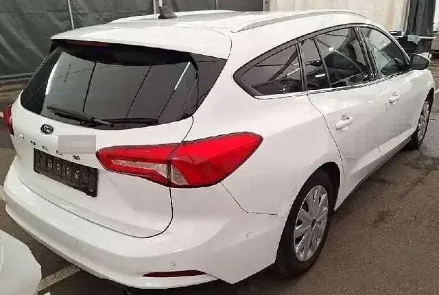 Usata Ford Focus 150 CV (110 kW) 2020 Bianco Station wagon