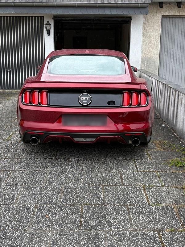 Gebraucht Ford Mustang GT 441 PS (324 kW) 2014 Rot Coupé
