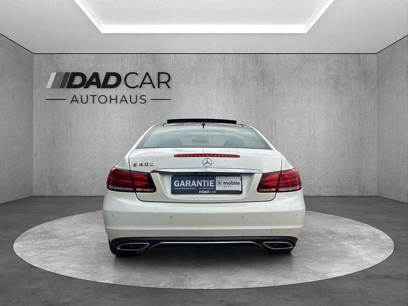 Gebraucht Mercedes E400 333 PS (244 kW) 2013 Diamantweiß bright Coupé