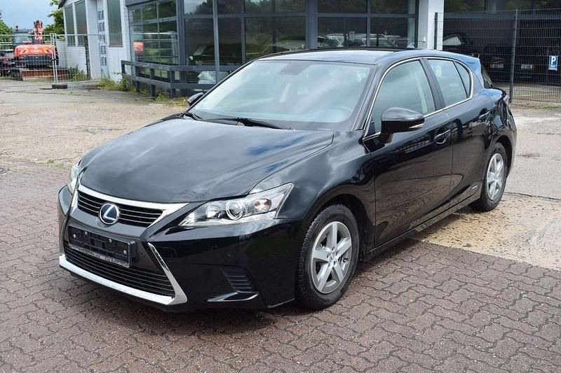 Schwarz Gebraucht 2017 Lexus CT200h Kombi | 16.998 € (Fairer Preis) - Bild 1/4