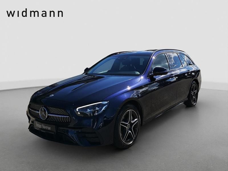 Metalliclack nautikblau Gebraucht 2022 Mercedes E300 AMG Kombi | 32.850 € (Fairer Preis) - Bild 1/4