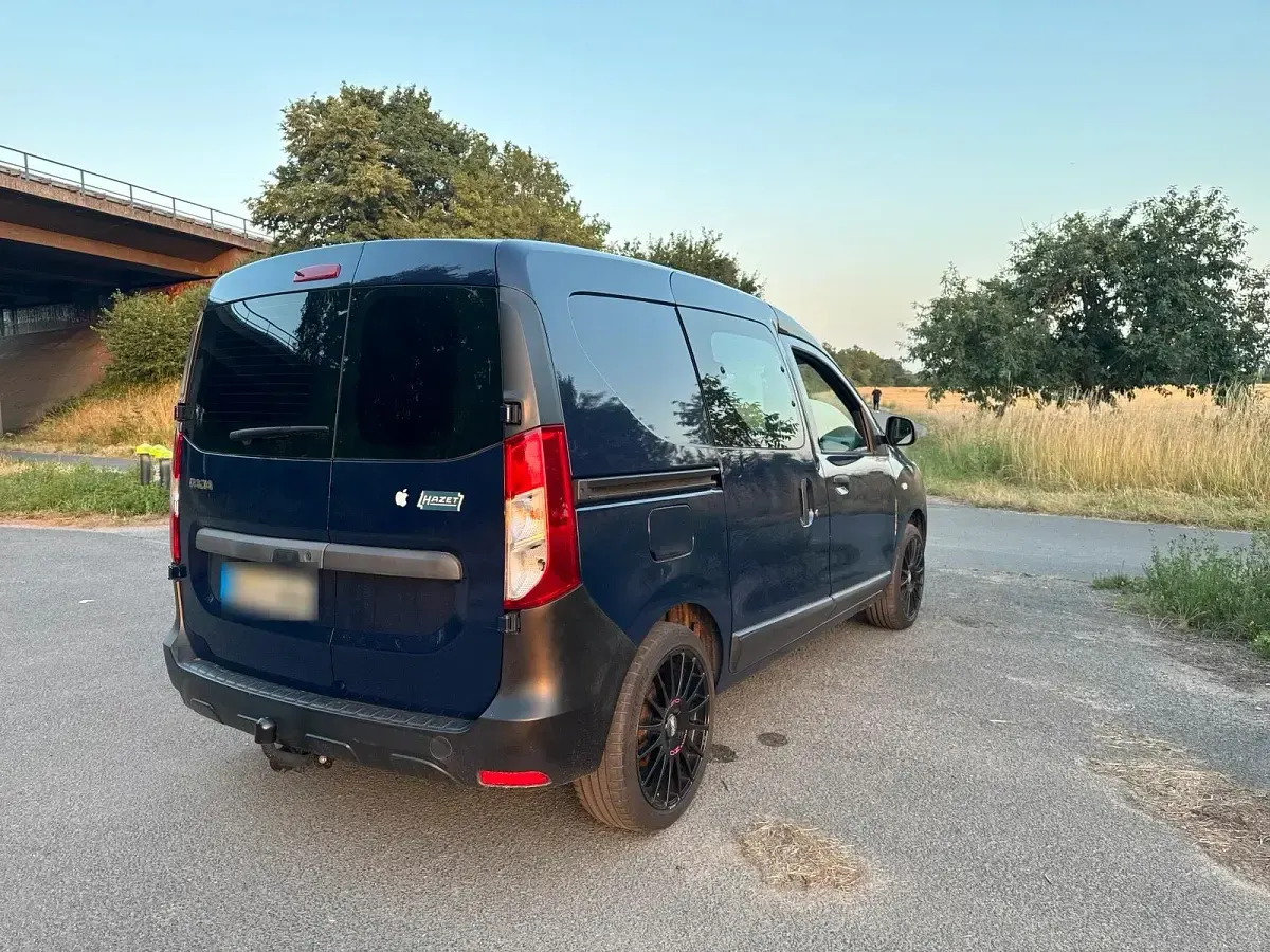 Gebraucht Dacia Dokker 82 PS (60 kW) 2015 Blau Van / Kleinbus