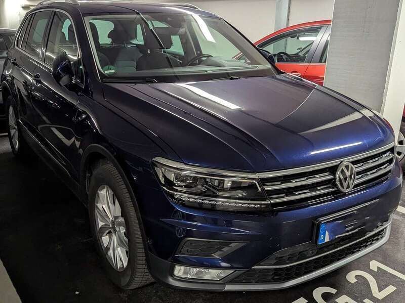 Blau Gebraucht 2016 VW Tiguan Highline SUV | 18.500 € - Bild 1/4