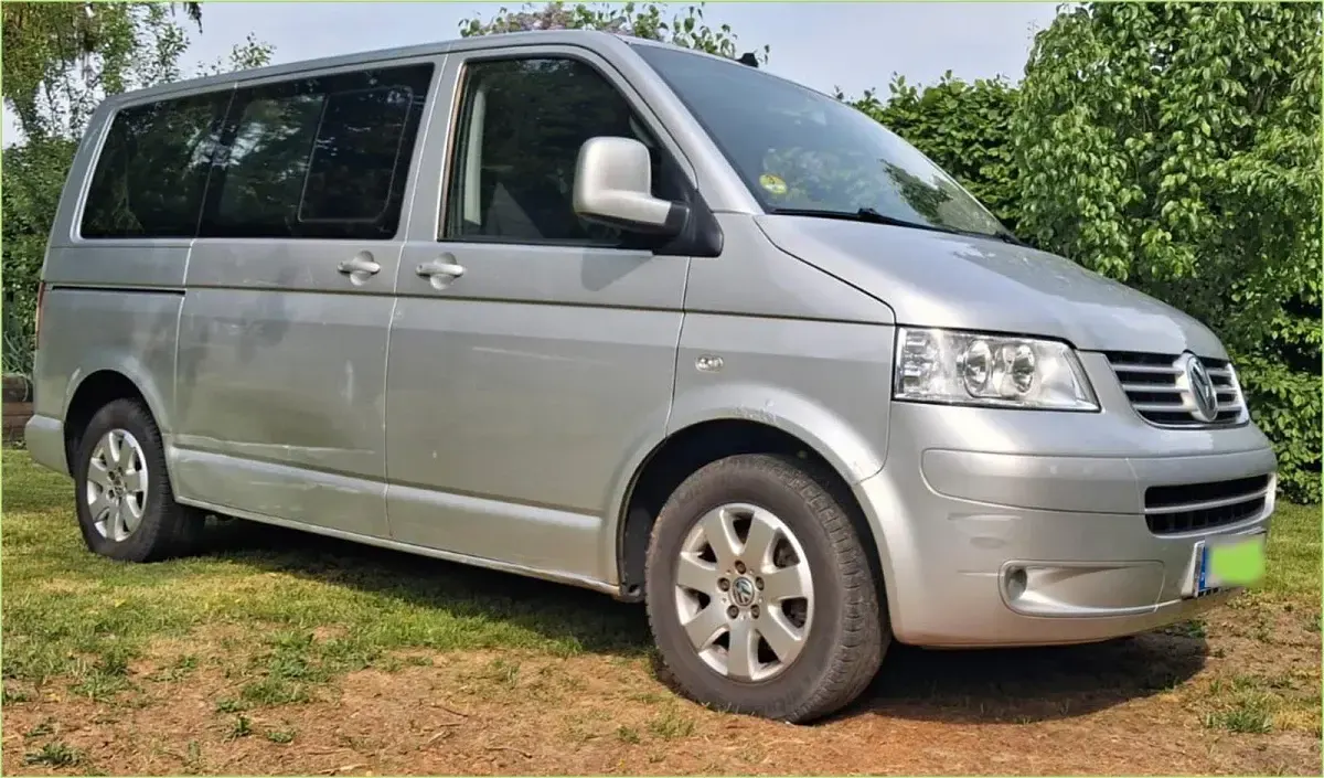 Gebraucht VW Multivan 174 PS (127 kW) 2003 Silber Van / Kleinbus
