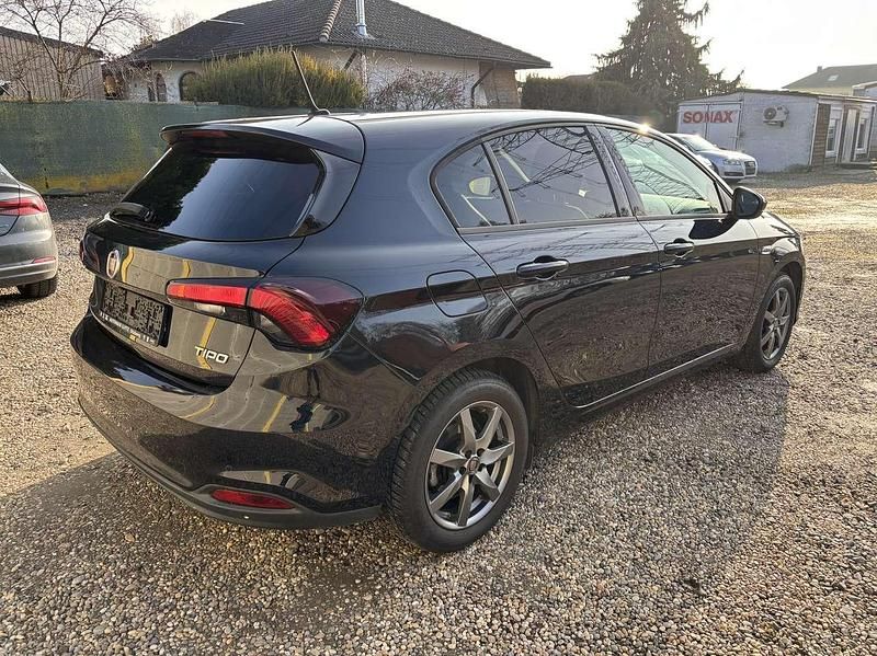Gebraucht Fiat Tipo S 120 PS (88 kW) 2020 Colore esterno (new nero) Kleinwagen