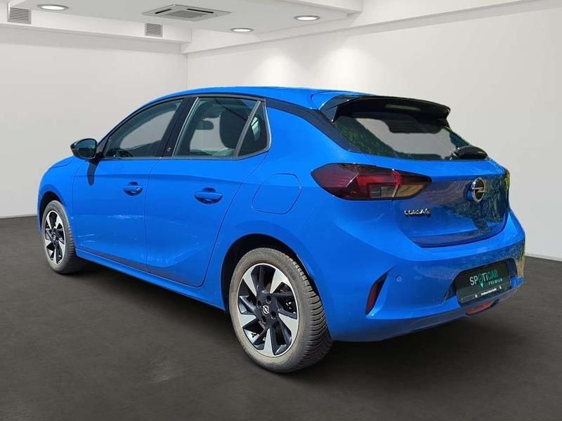 Gebraucht Opel Corsa-e Elegance 100 kW (136 PS) 2022 Perl blau (metallic) Kleinwagen