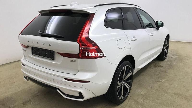Gebraucht Volvo XC60 Plus 197 PS (144 kW) 2024 Weiß SUV