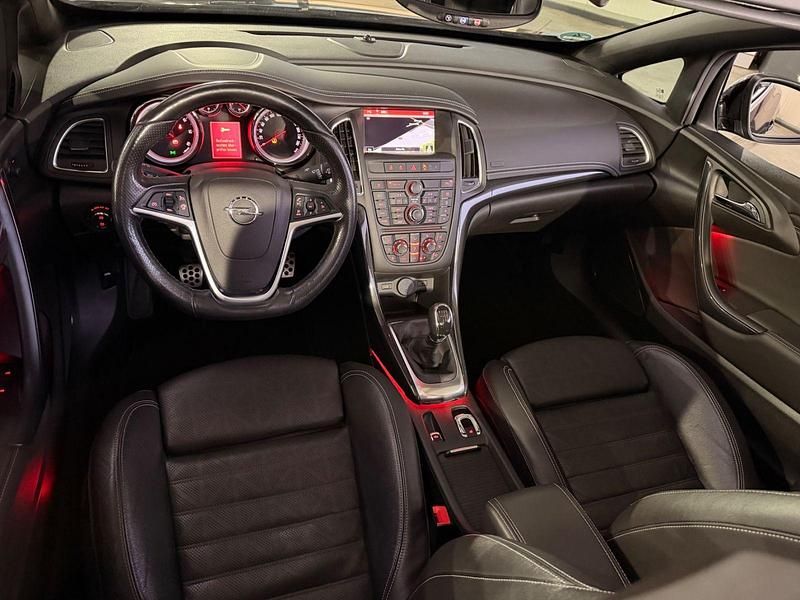 Gebraucht Opel Cascada Innovation 170 PS (125 kW) 2016 Karbonschw graphitschw midnigh Cabrio