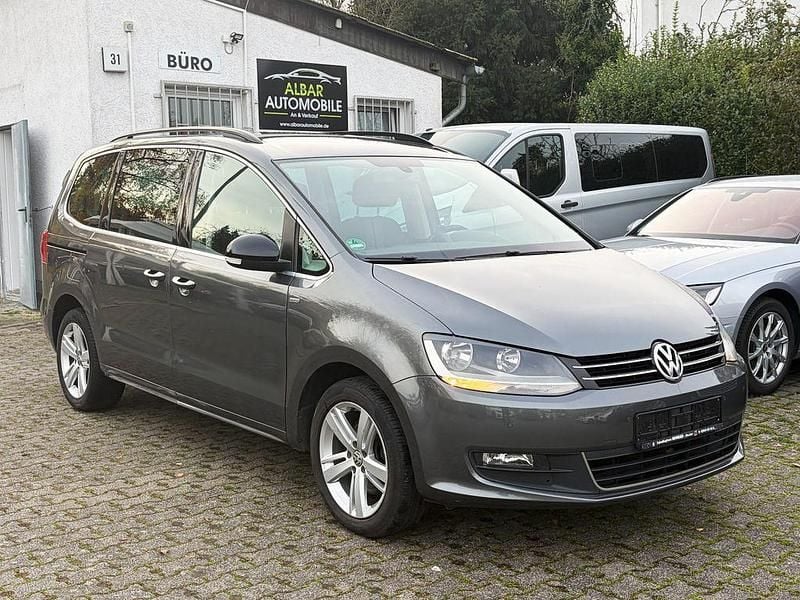 Second-hand VW Sharan Match 170 CP (125 kW) 2012 Gri Monovolum