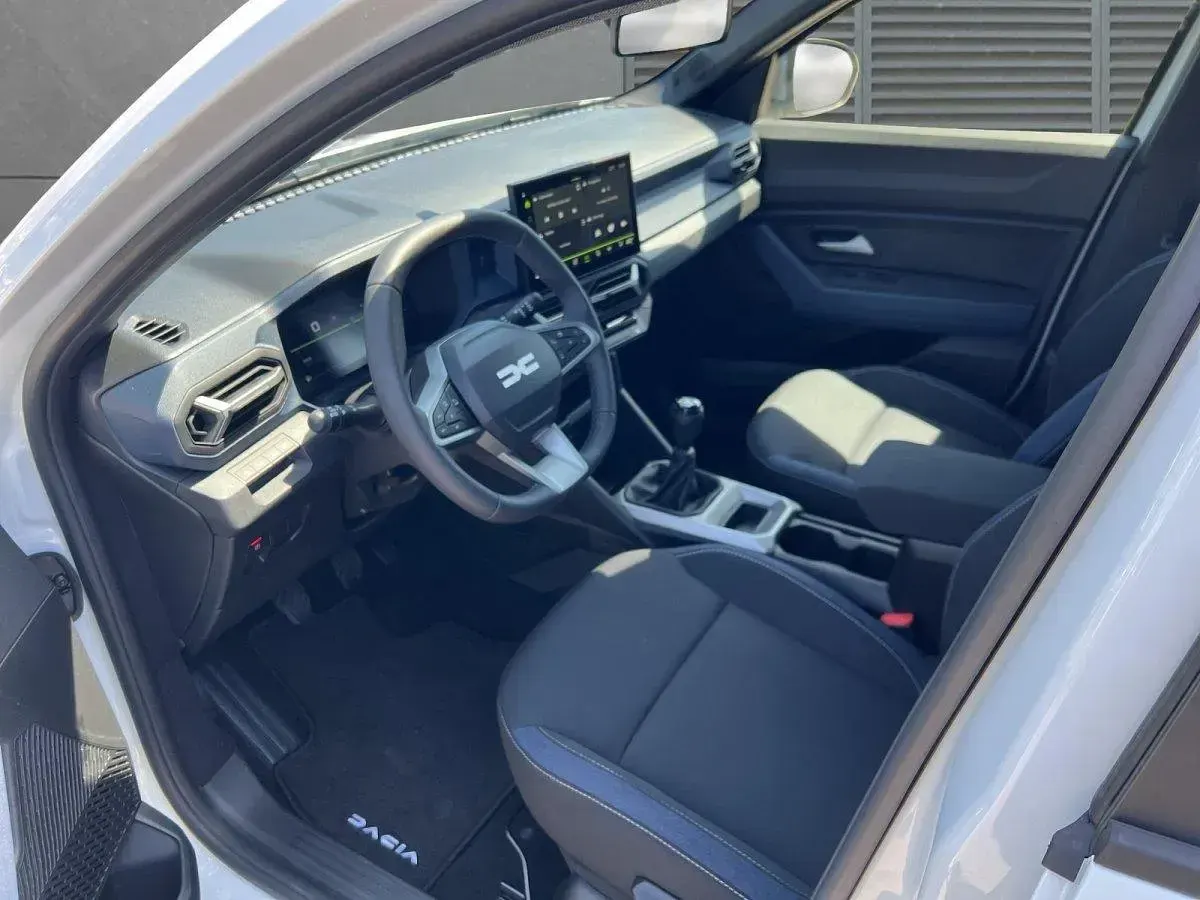 Neu Dacia Bigster Expression 140 PS (102 kW) 2025 Arktisweiß SUV