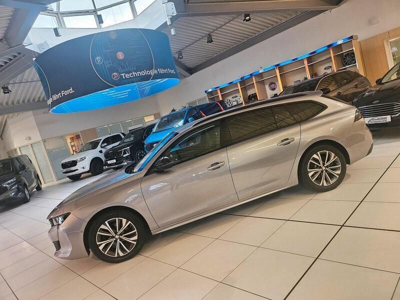 Lackierung platiniumgrau/typ... (metallic) Gebraucht 2022 Peugeot 508 Allure Kombi | 23.980 € (Fairer Preis) - Bild 1/4