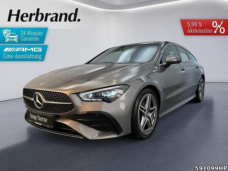 Metalliclack mountaingrau Gebraucht 2024 Mercedes CLA220 Shooting Brake AMG Kombi | 39.780 € (Teuer) - Bild 1/4