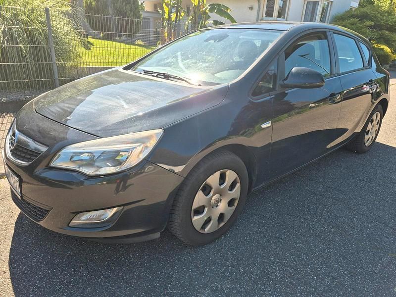 Schwarz Gebraucht 2012 Opel Astra Limousine | 2.699 € (Guter Preis) - Bild 1/4