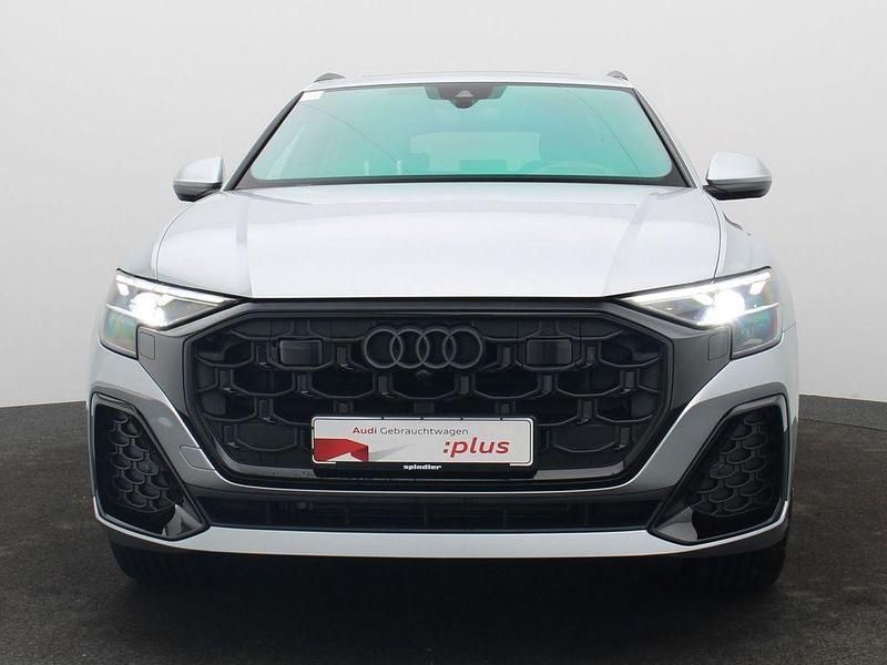 Gebraucht Audi Q8 Ambiente 286 PS (210 kW) 2025 Satellitsilber metallic SUV