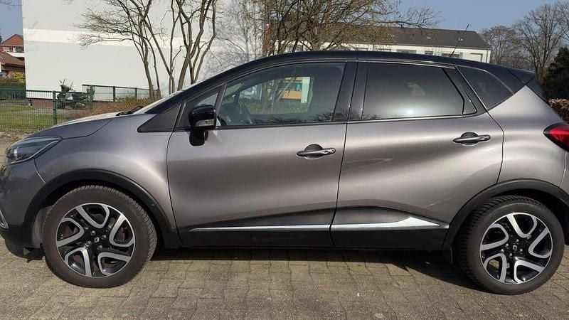 Gebraucht Renault Captur Luxe 120 PS (88 kW) 2014 Silber SUV