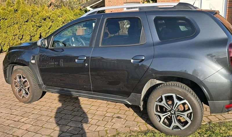 Gebraucht Dacia Duster 130 PS (95 kW) 2019 Grau SUV