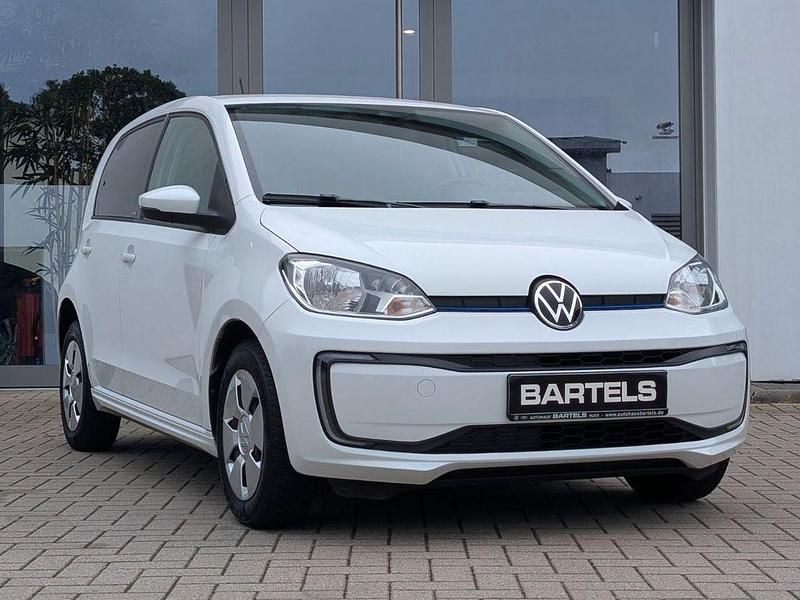 Weiß Gebraucht 2021 VW e-up! Active Kleinwagen | 13.940 € (Fairer Preis) - Bild 1/4