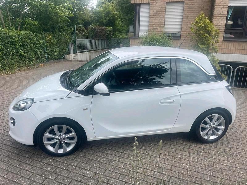 Weiß Gebraucht 2018 Opel Adam Kleinwagen | 7.500 € (Fairer Preis) - Bild 1/4