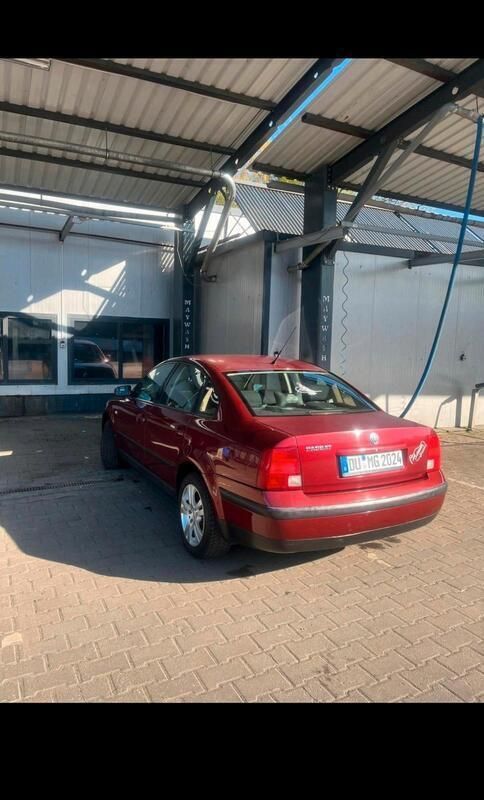 Rot Gebraucht 1997 VW Passat Limousine | 850 € (Guter Preis) - Bild 1/4
