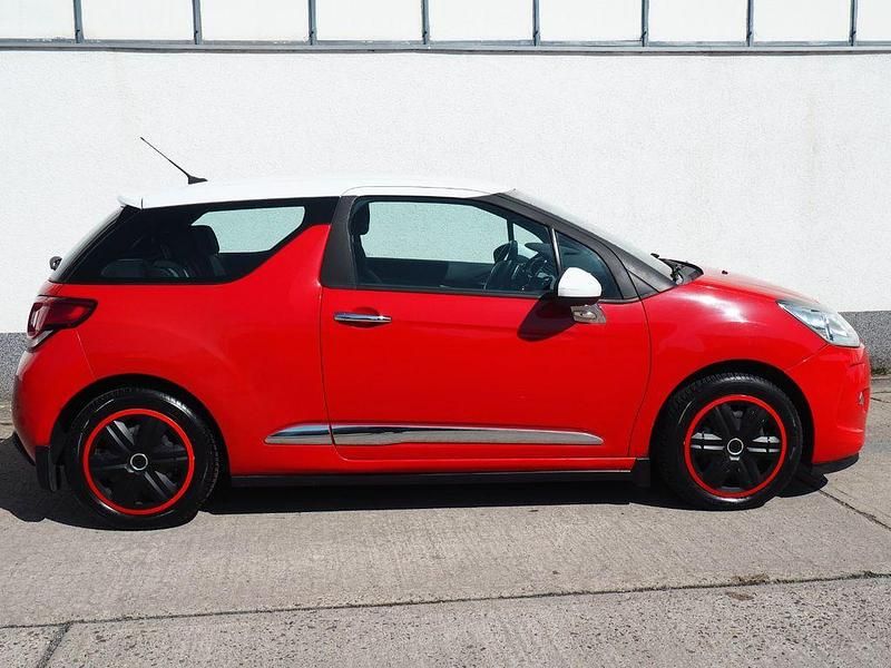 Second-hand Citroën DS3 Chic 95 CP (69 kW) 2012 Roșu Hatchback