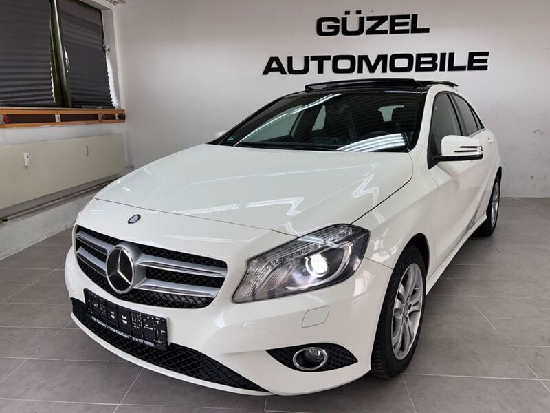 Calcitweiss unilack Gebraucht 2014 Mercedes A180 Urban Limousine | 11.980 € (Fairer Preis) - Bild 1/4