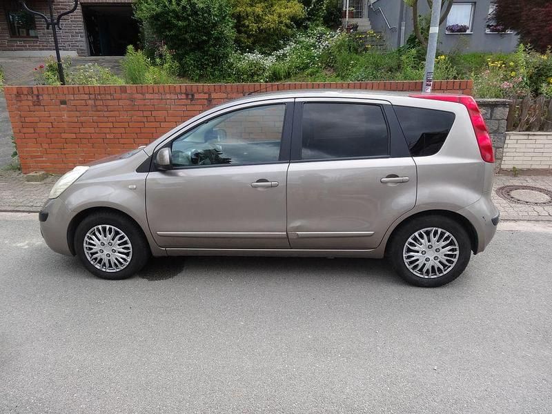 Gebraucht Nissan Note Acenta 88 PS (64 kW) 2006 Beige Van / Kleinbus