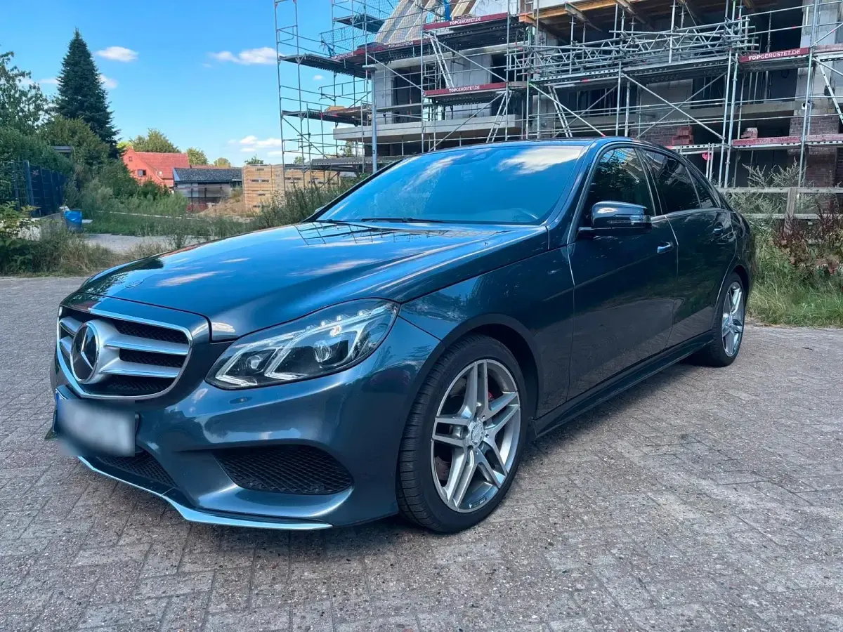 Gebraucht Mercedes E350 AMG 252 PS (185 kW) 2013 Grau Limousine
