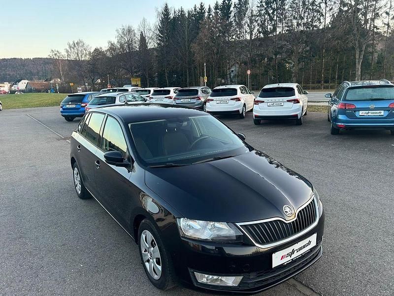 Gebraucht Skoda Rapid Ambition 90 PS (66 kW) 2015 Schwarz Kleinwagen